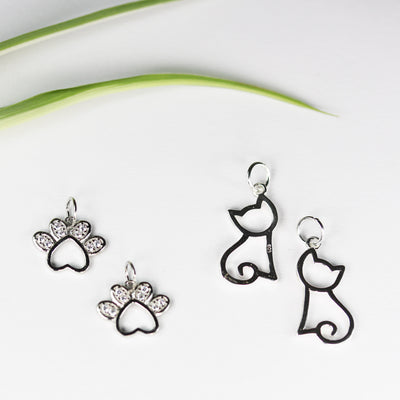 Silver Charm 2pcs 925 Sterling Silver with Cubic Zirconia Jewellery findings Charm Beads, Dog Paw Print charm, 10mm