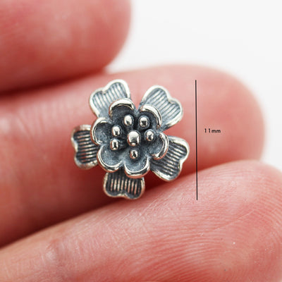 Silver Beads 2pcs 925 Antique Sterling Silver Jewellery findings  Flower Beads, 11mm Flower, 4mm thick, 2.5*2mm hole