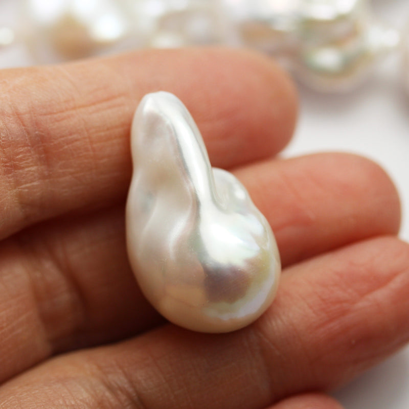 1pc White Baroque Pearl , For Making Freshwater Pearl Pendant,  0.8mm Center hole