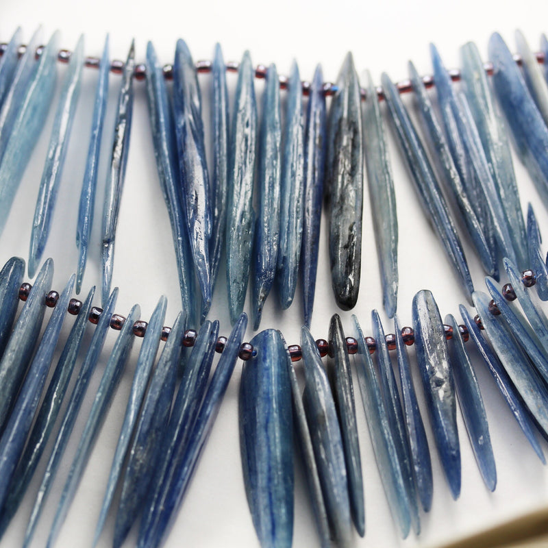 Natural Kyanite, 20-50mm Graduated Stick Gemstone Beads, One Full strand  , 20-50mm length, 7-12mm width,about90pcs