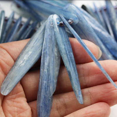 Natural Kyanite, 20-50mm Graduated Stick Gemstone Beads, One Full strand  , 20-50mm length, 7-12mm width,about90pcs