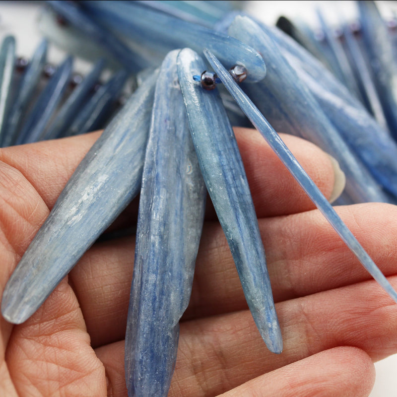 Natural Kyanite, 20-50mm Graduated Stick Gemstone Beads, One Full strand  , 20-50mm length, 7-12mm width,about90pcs