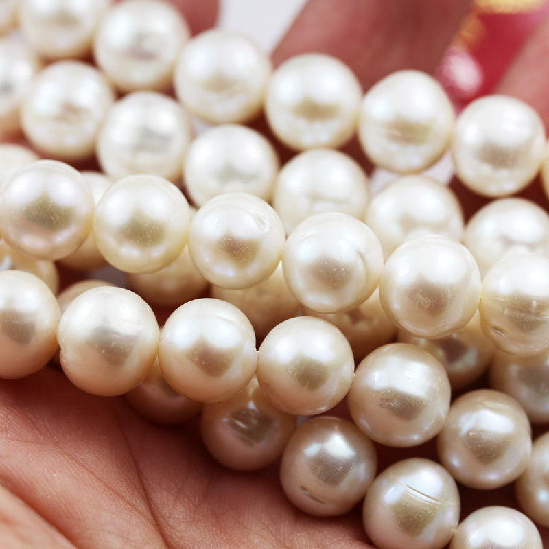 Freshwater Pearl,10-11mm Round White Pearl Strand, hole 0.8mm,One full strand 15.5"