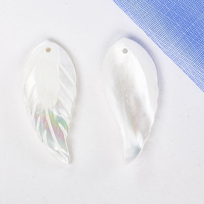 Natural shell beads, 30*13mm Feather Shaped Shell Charms/pendants/beads, Top side hole, 1mm hole