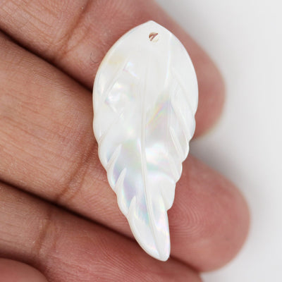 Natural shell beads, 30*13mm Feather Shaped Shell Charms/pendants/beads, Top side hole, 1mm hole