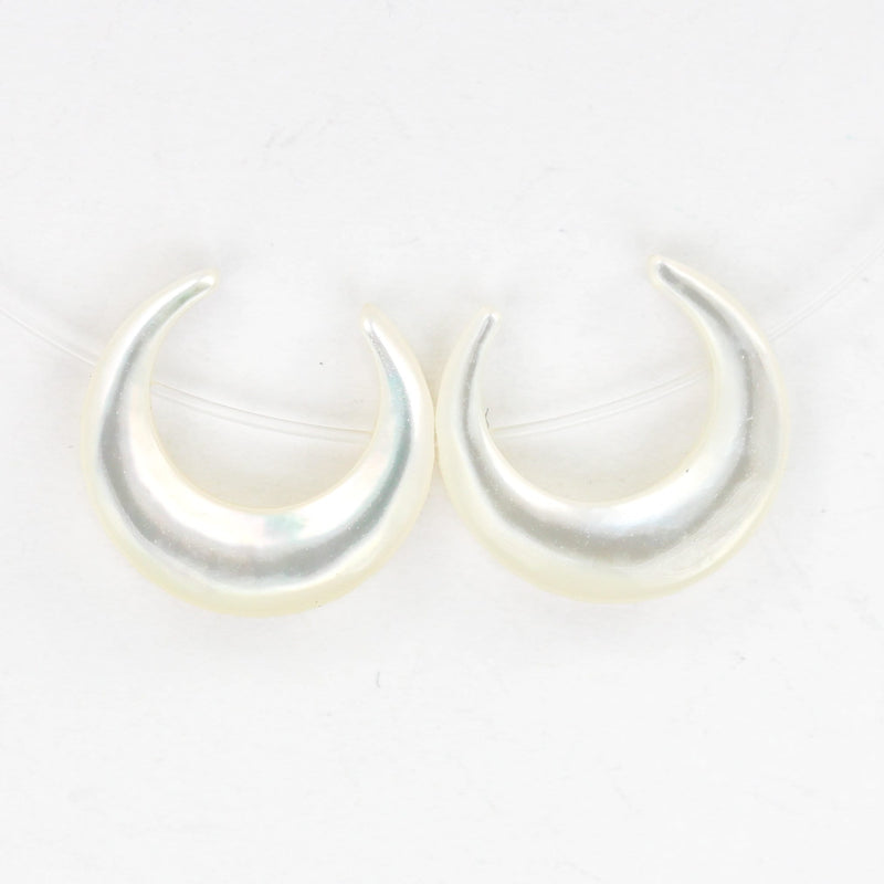 4pcs Natural Mother Of Pearl Shell Half Moon Beads, 12*13mm Side Drilled Crescent Shape 1mm Hole 3mm Thick