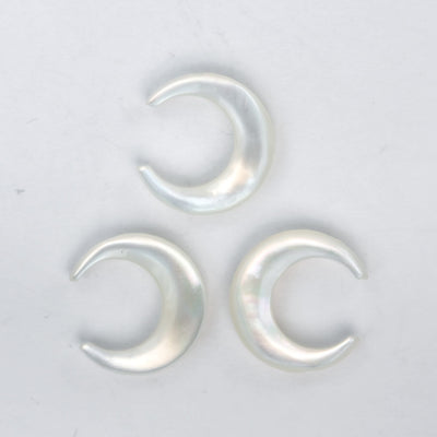 4pcs Natural Mother Of Pearl Shell Half Moon Beads, 12*13mm Side Drilled Crescent Shape 1mm Hole 3mm Thick