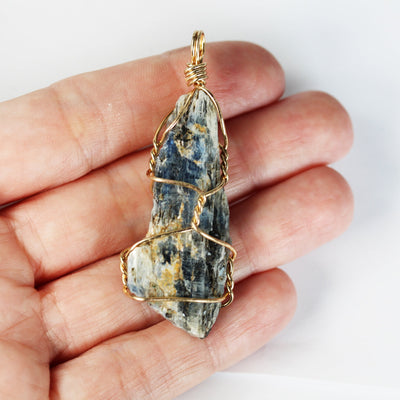 1pc 13-20*40-60mm Raw Kyanite Pendant Gemstone , Gold Plated & Wrapped with Loop Pendant