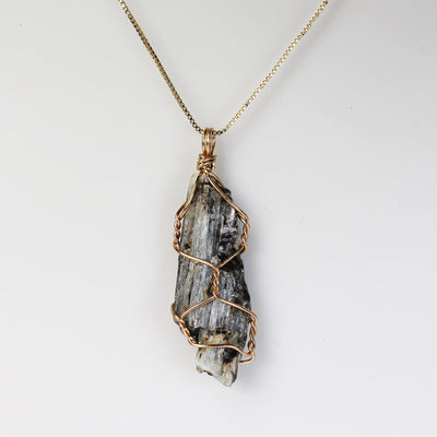 1pc 13-20*40-60mm Raw Kyanite Pendant Gemstone , Gold Plated & Wrapped with Loop Pendant