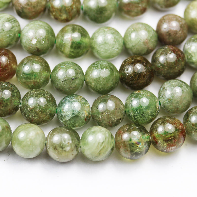 Natural Green Apatite, 8mm Round Gemstone Strand, 15.5inch , about 48 beads , 1mm hole