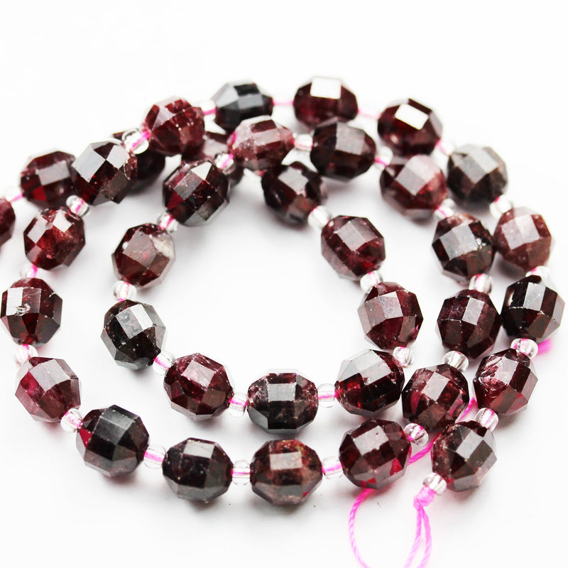 Natural Faceted Garnet, 7.5*8.5mm Faceted Oval Gemstone, 16inch, hole 1mm, about38beads